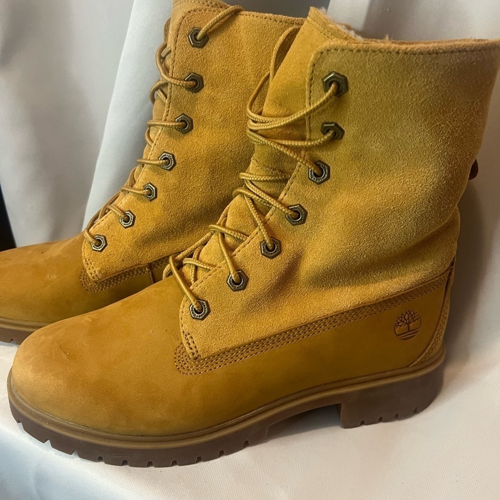 Timberland Tan Winter Boots - Convertible Fleece Collar - Size 7 - Picture 3 of 14